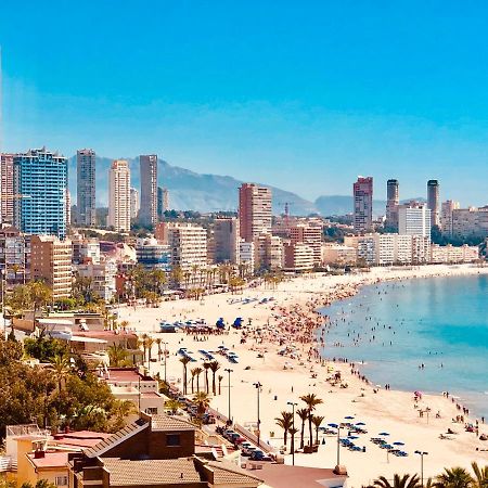 Luxurioeses Apartment In Benidorm Mit Pool المظهر الخارجي الصورة
